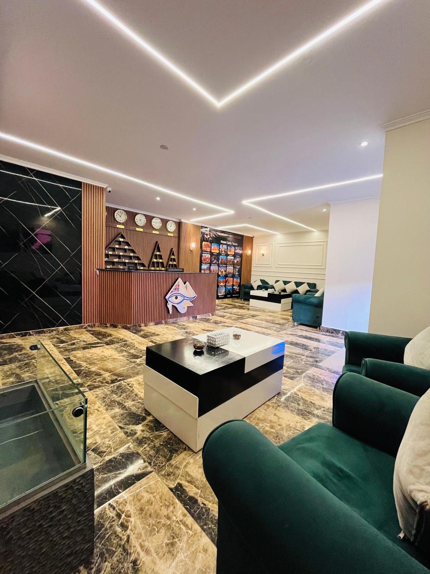 Shadow Pyramids Suites And Jacuzzi Kafret el-Gabal エクステリア 写真